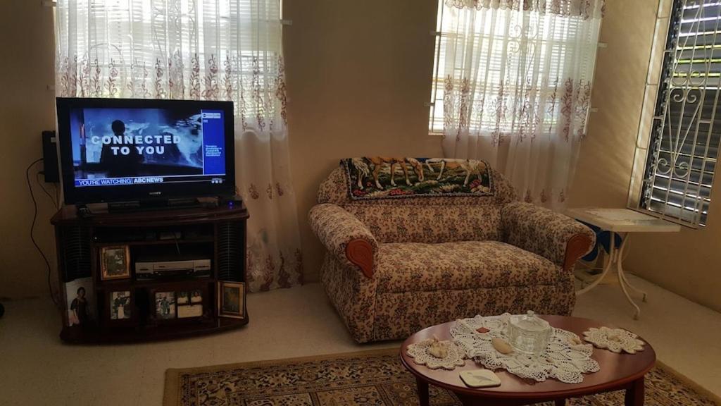 Donamae 2 Story Barbados House Villa Bridgetown Buitenkant foto