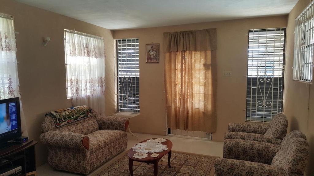 Donamae 2 Story Barbados House Villa Bridgetown Buitenkant foto