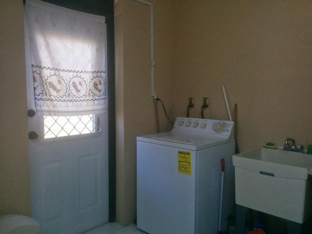 Donamae 2 Story Barbados House Villa Bridgetown Buitenkant foto